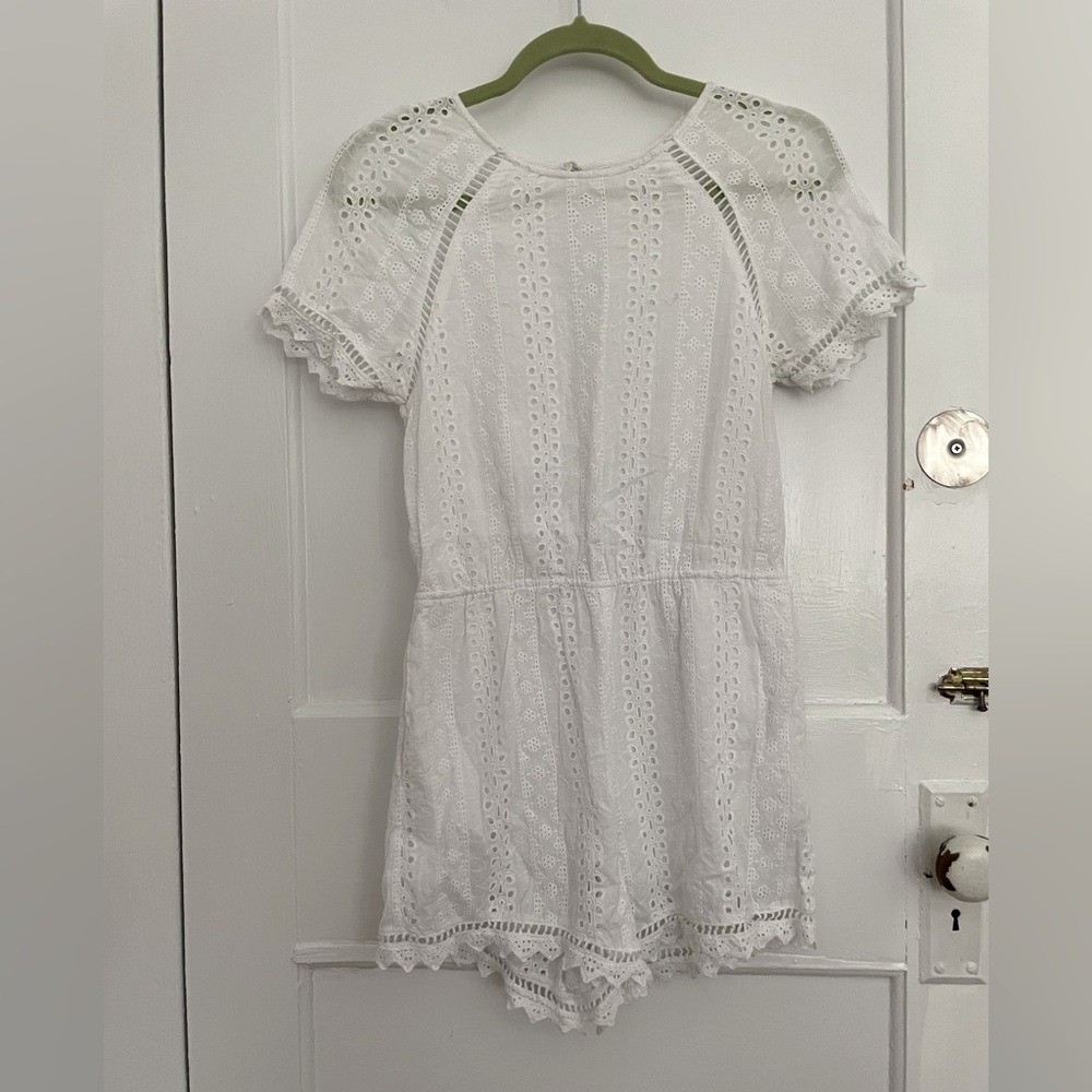 Joa White Eyelet Romper With Open Back. Size Smal… - image 1